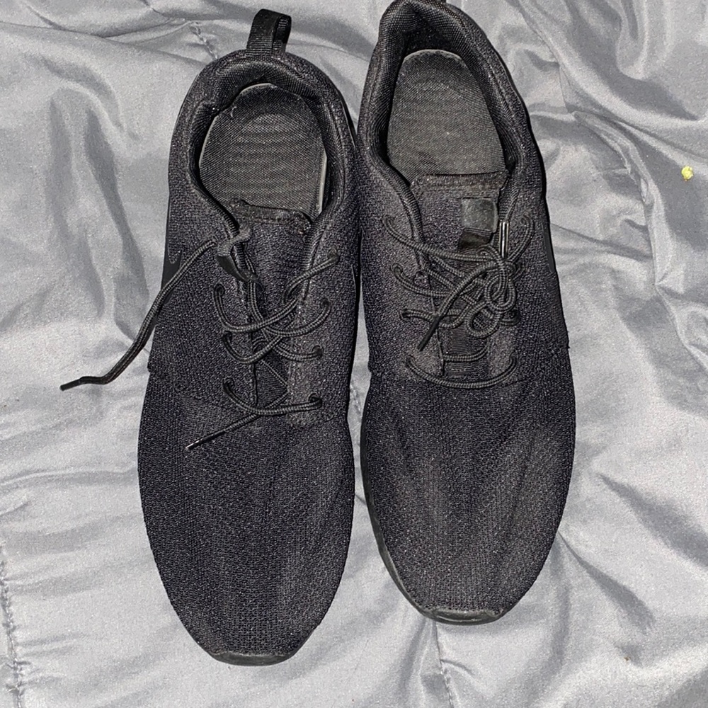 Nike Men's Roshe One 511881-026